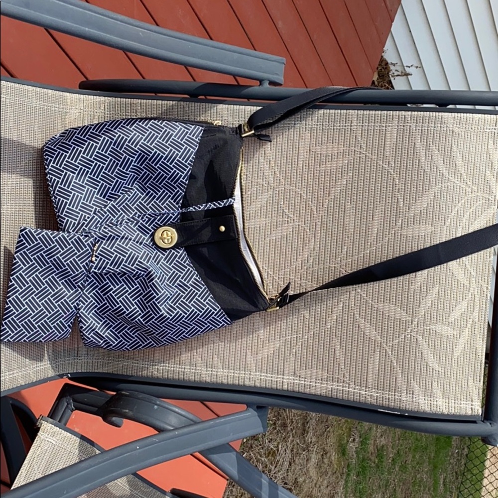 COPY - New without tags. Baggalini shoulder/crossbody bag